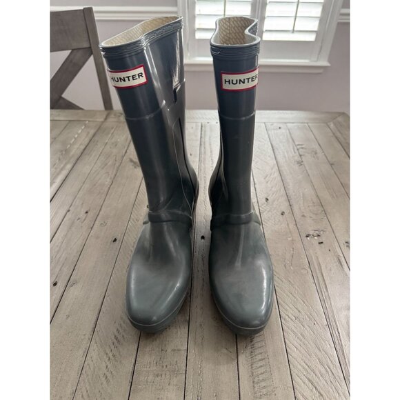 HUNTER Kellan Wedge Heel Mid Calf Rubber Rain Boots Grey Green Size 8M 9F - Picture 2 of 8